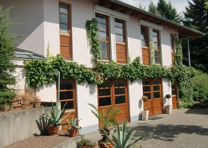 Gemeinschaftszentrum * Trippstadt